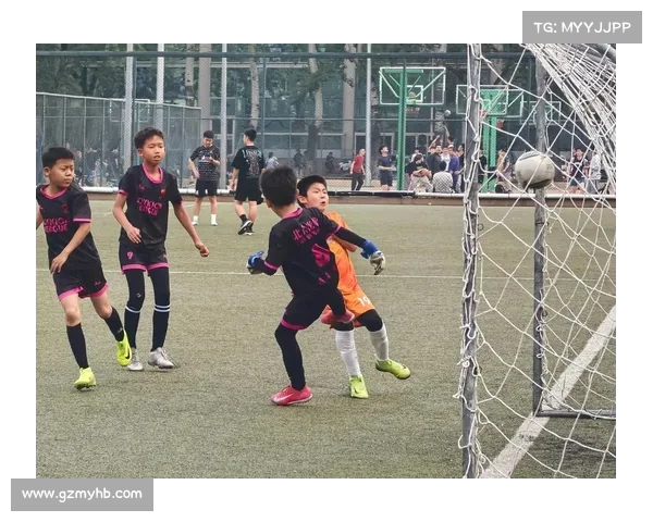 里肯:期待穆西亚拉尽早回归这对热爱足球的人至关重要 里肯:期待穆西亚拉尽早回归这对热爱足球的人至关重要